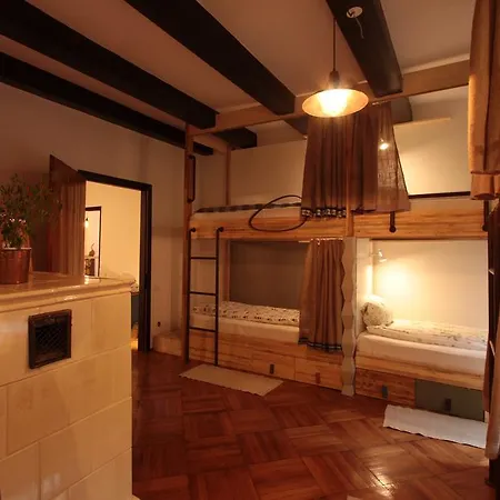 Hostel Youthink *